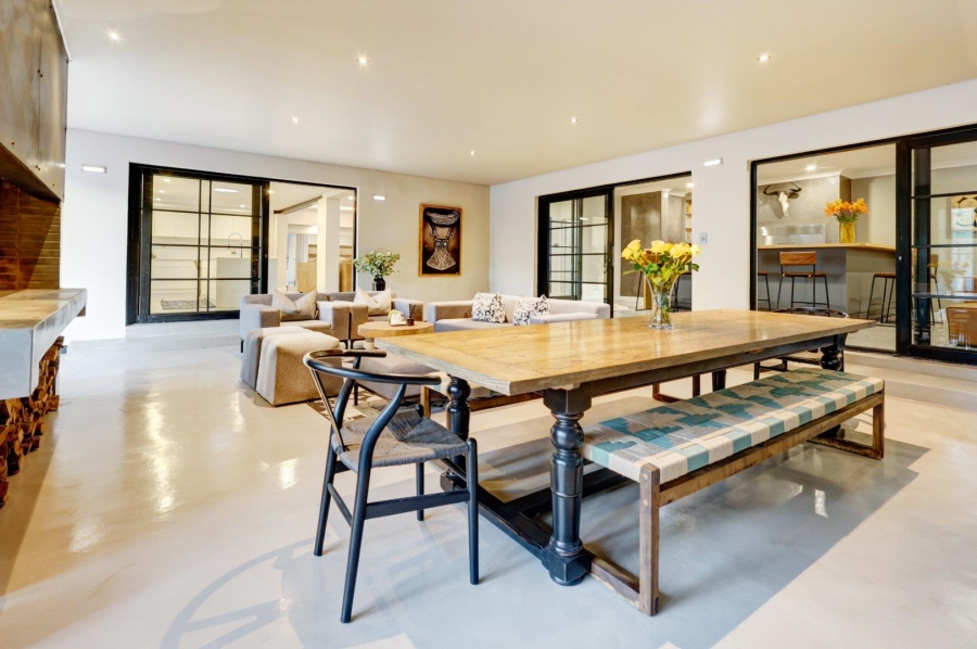 6 Bedroom Property for Sale in Welgemoed Western Cape